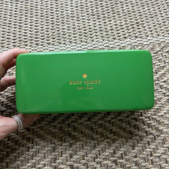 Kate Spade Sunnies - Picture 7 of 7